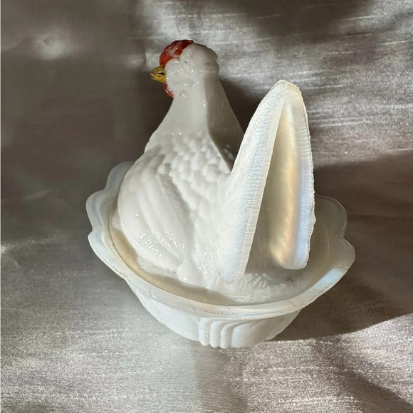 Vintage Fenton White Milk Glass Hen Rooster On Nest Candy Dish 5.5" Beautiful - Picture 4 of 7